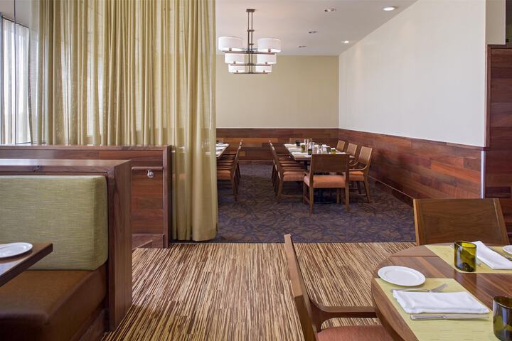 Dining 80 of 112