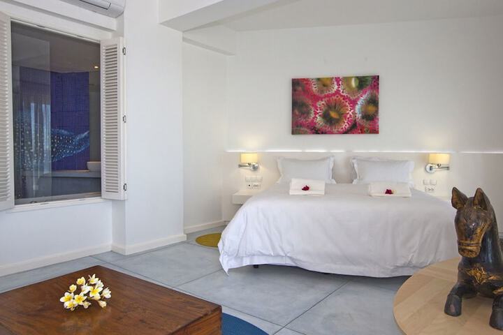Room 7 of 26