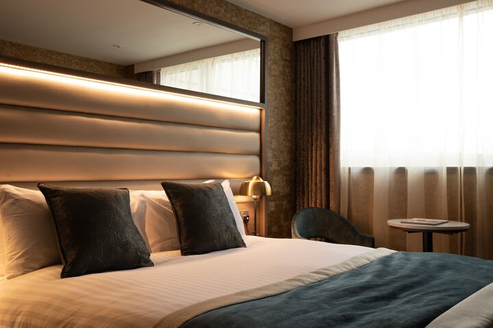 Room 9 of 54