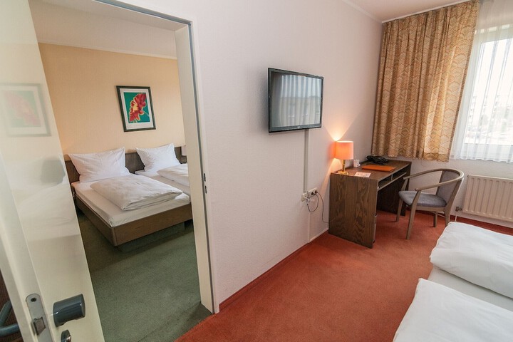 Room 58 of 89