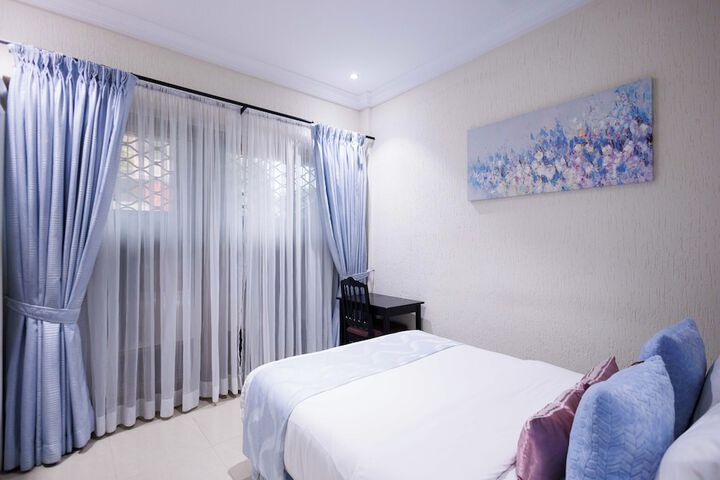 Room 12 of 89