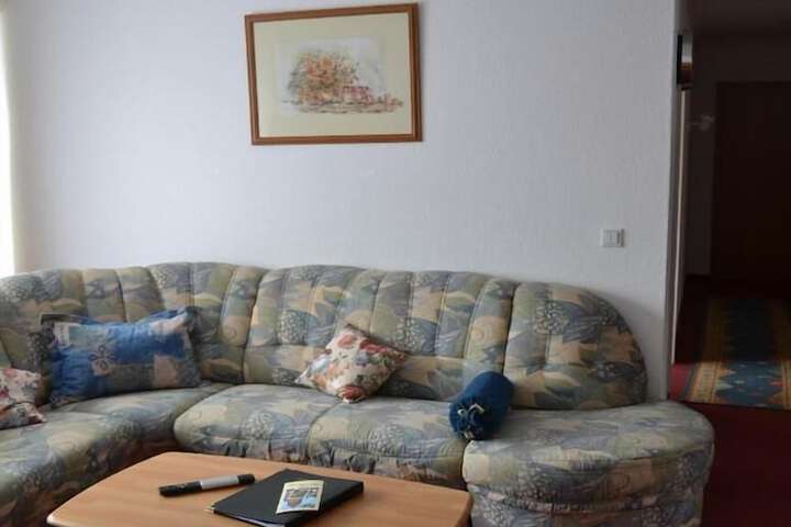 Room 11 of 21