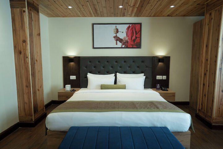 Room 5 of 40