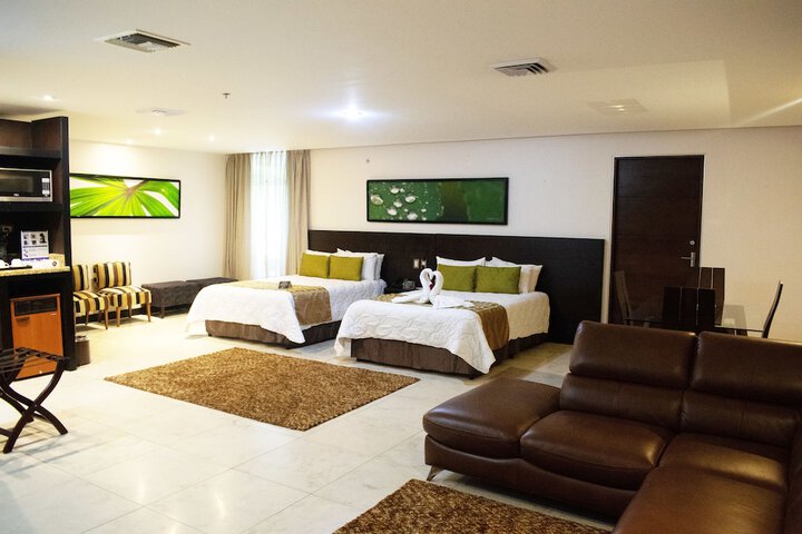 Room 29 of 97