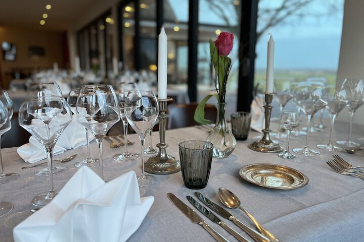 Dining 128 of 189