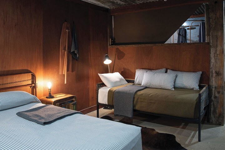 Room 12 of 35