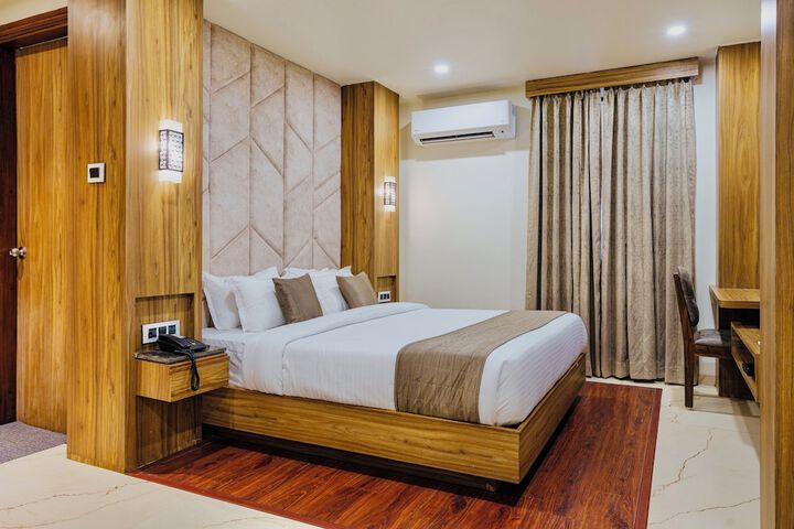 Room 19 of 48