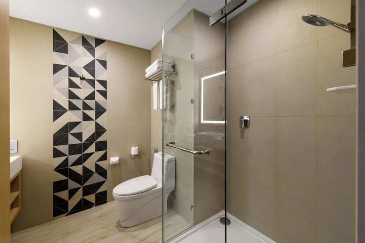 Room 14 of 39