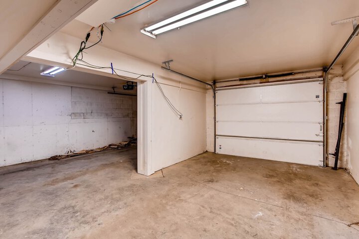 Room 5 of 28