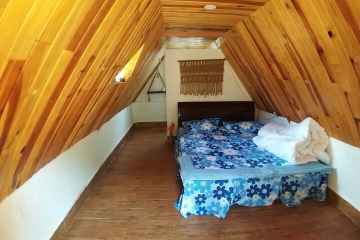 Room 6 of 43