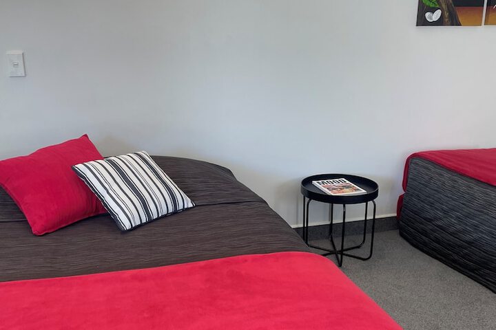 Room 25 of 36