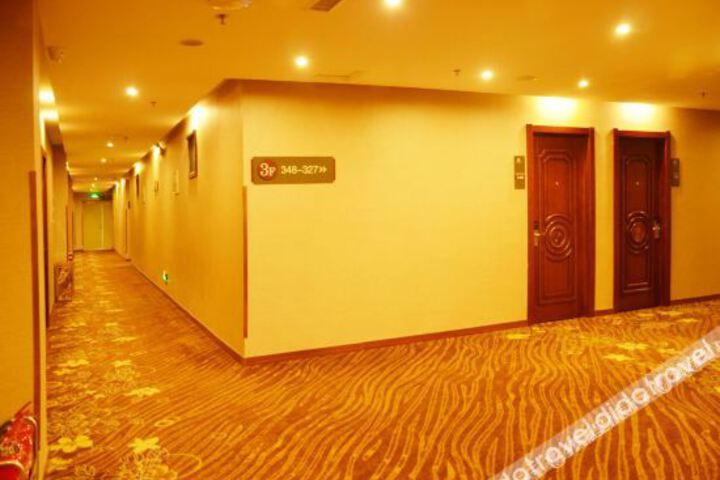 Hotel Interior 7 of 15