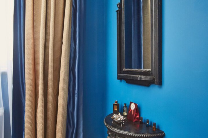 Room 11 of 30