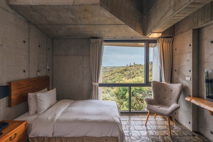 Room 15 of 72