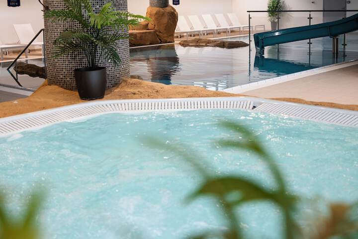 Pool 35 of 72