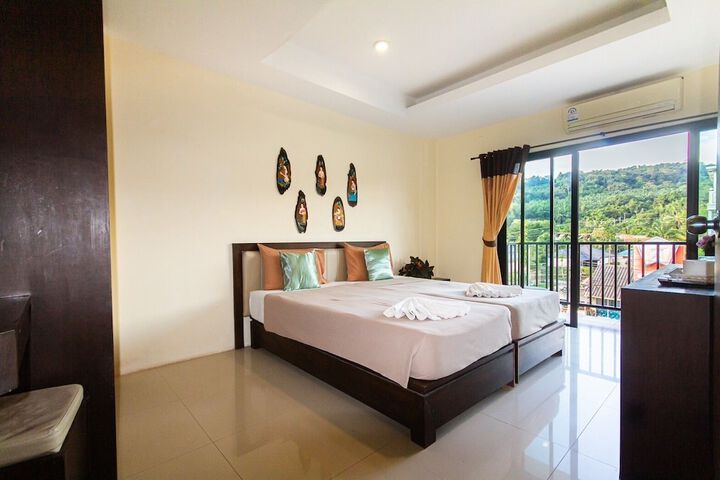 Room 15 of 43