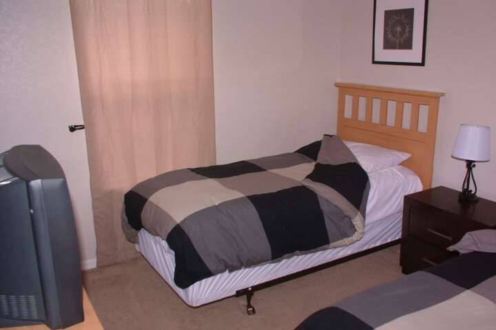 Room 3 of 10