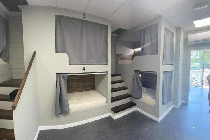 Room 4 of 14