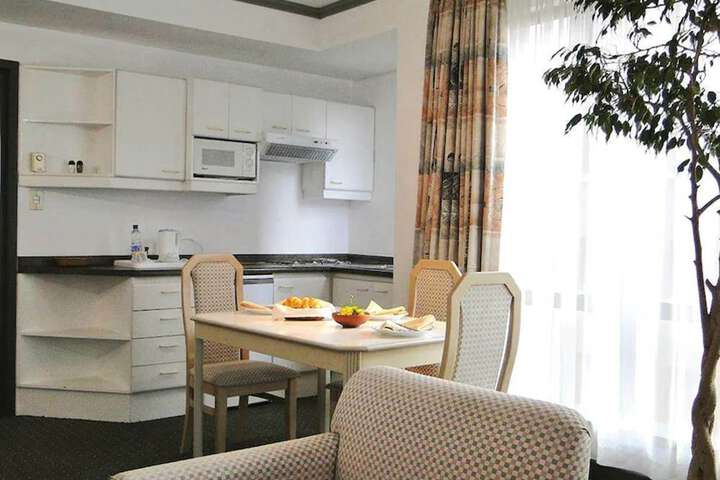 Room 20 of 66