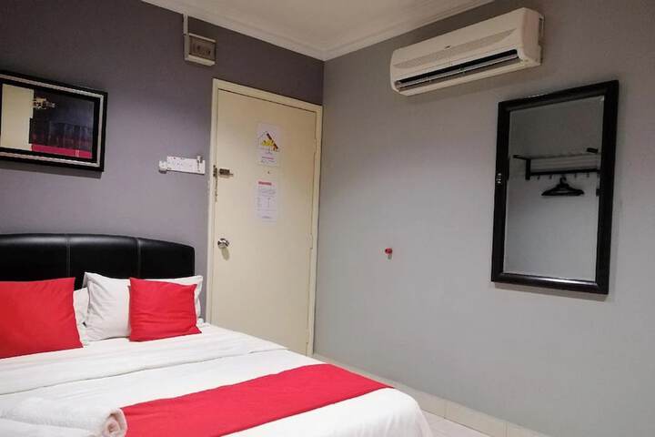 Room 20 of 54