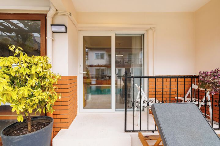 Terrace/Patio 48 of 82