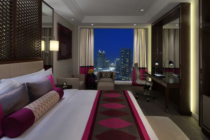 Room 48 of 96