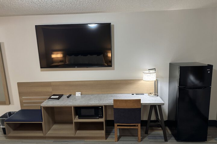 Room 20 of 38