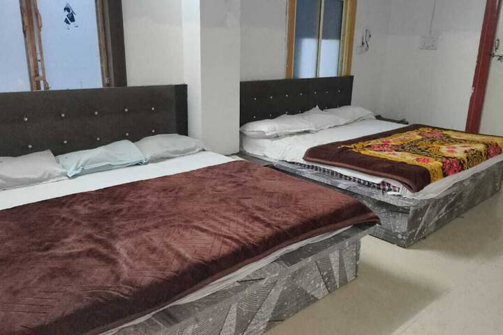 Room 16 of 21