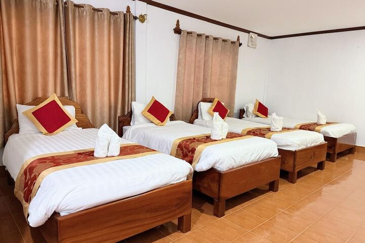 Room 16 of 62