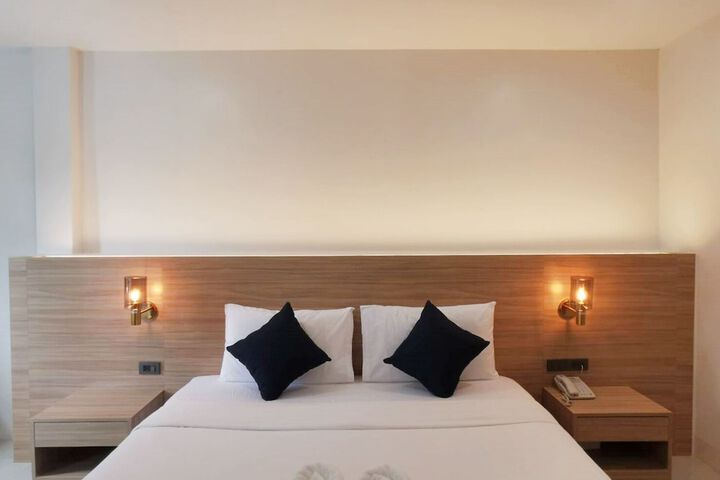 Room 12 of 71