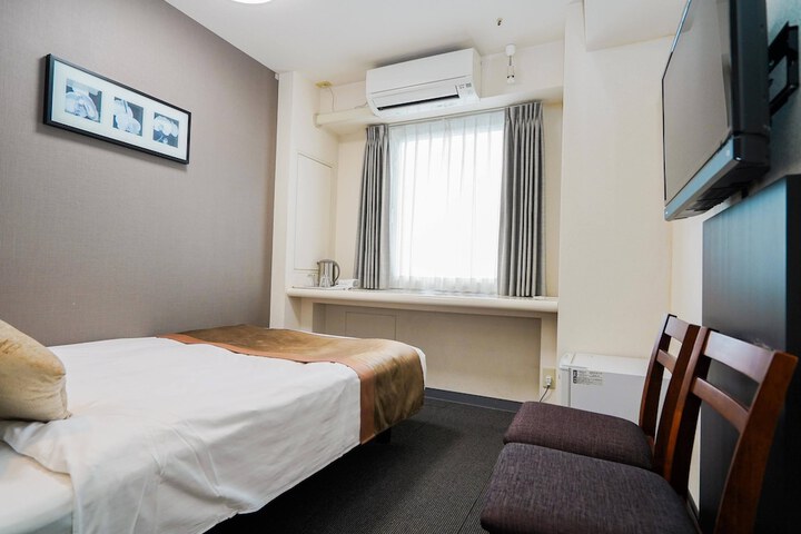 Room 13 of 54
