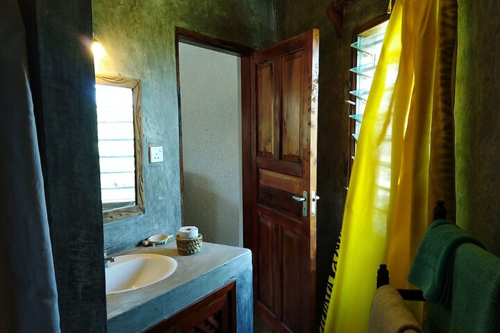 Room 25 of 70