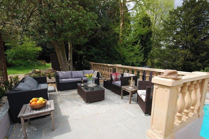 Terrace/Patio 12 of 28