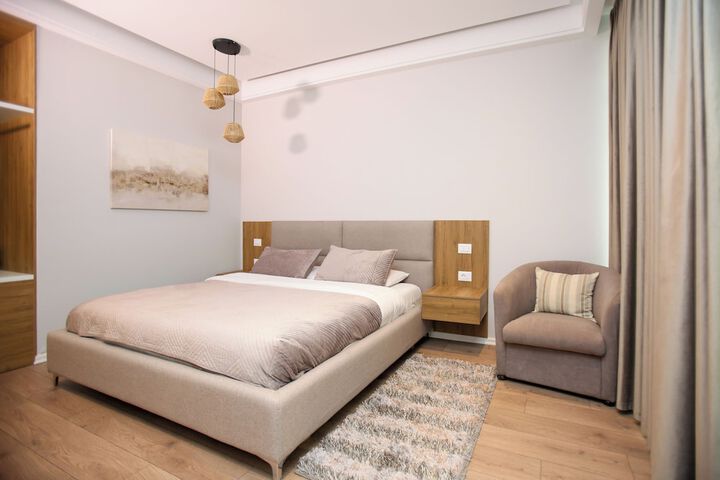 Room 12 of 47