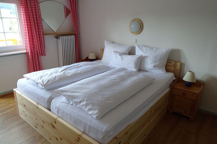 Room 35 of 39