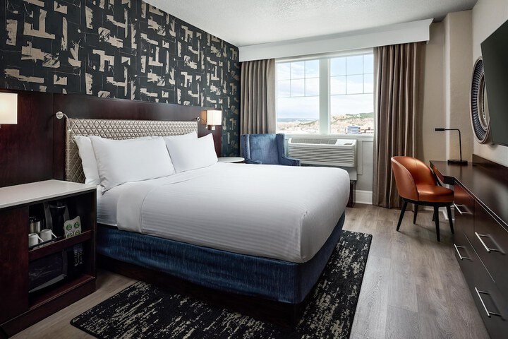 Room 50 of 173