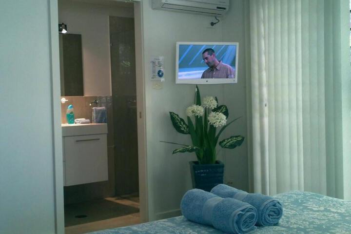 Photo 3