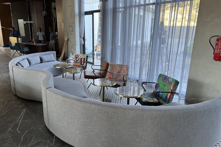 Hotel Interior 18 of 112