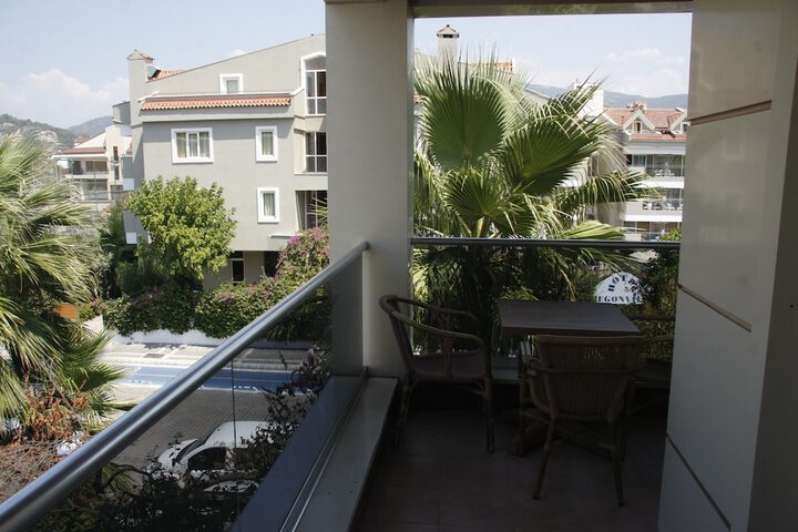 Terrace/Patio 13 of 24