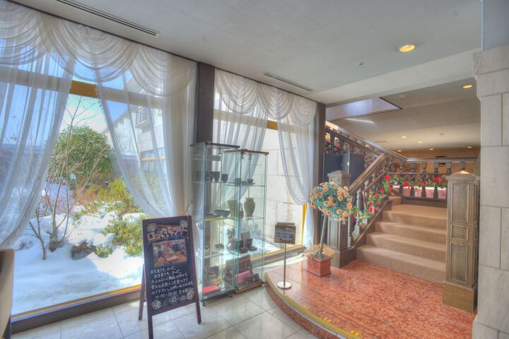 Guest Lobby