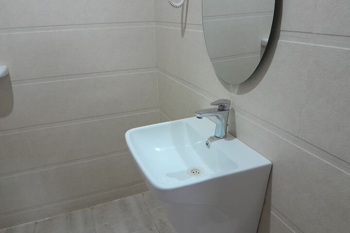 Room 90 of 119