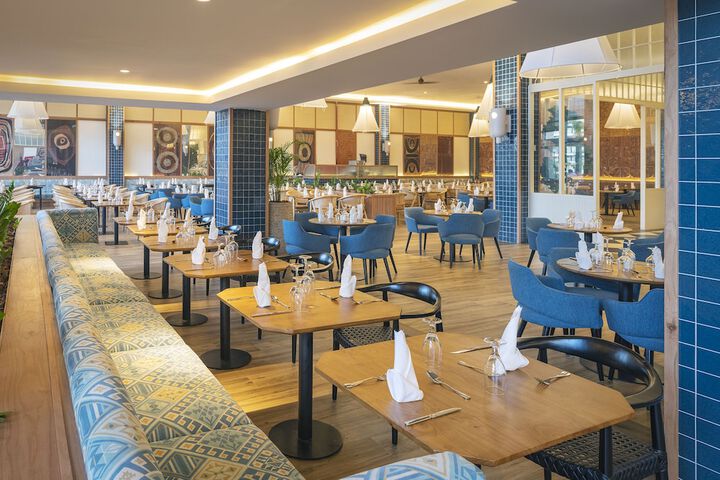 Dining 64 of 89