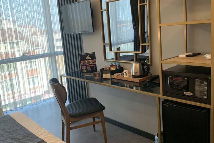 Room 30 of 45