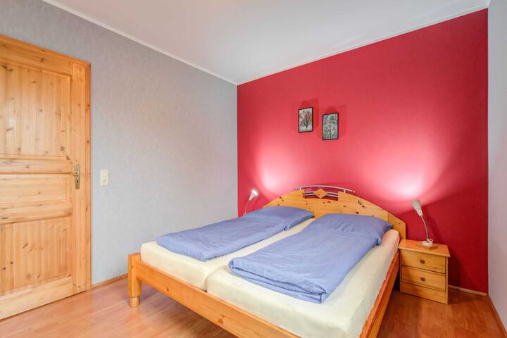 Room 10 of 40