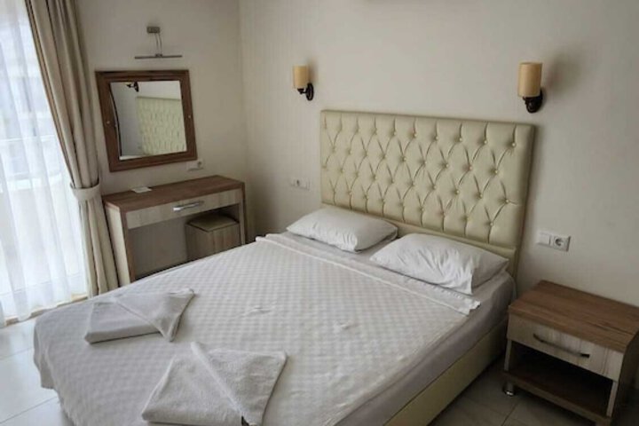 Room 5 of 51