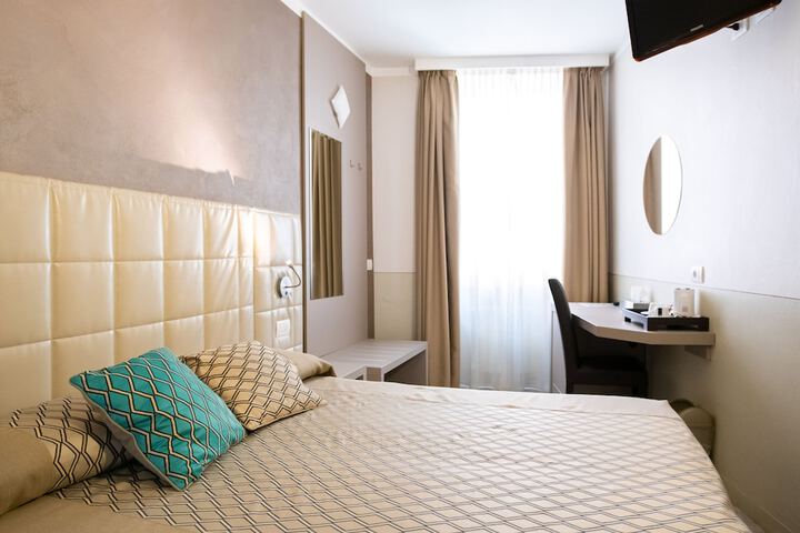 Room 29 of 121
