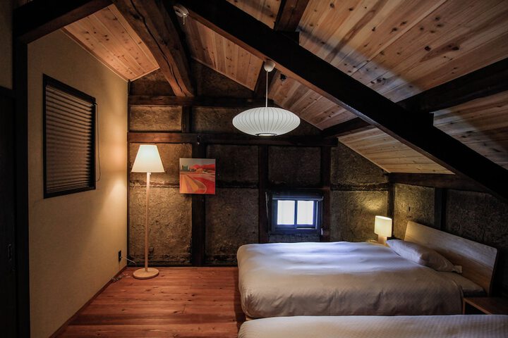 Room 27 of 69