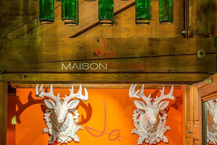 COMPLEXE HOTELIER LA MAISON ROUGE