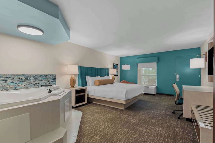 Room 19 of 44