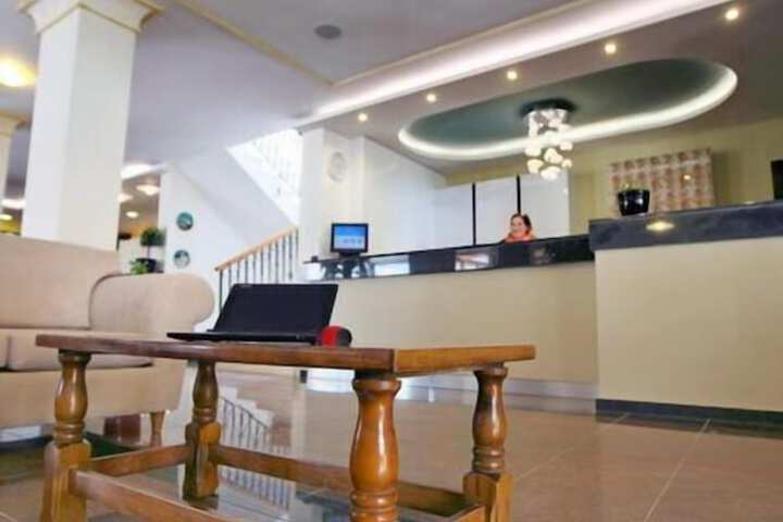 Hotel Interior 4 of 33